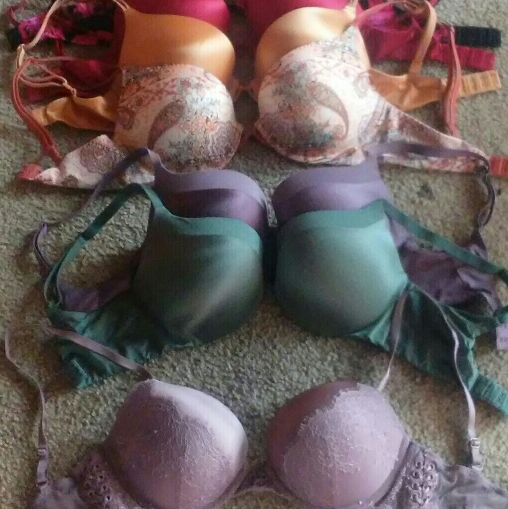 7 Victoria secret very sexy push up Bra's 32D